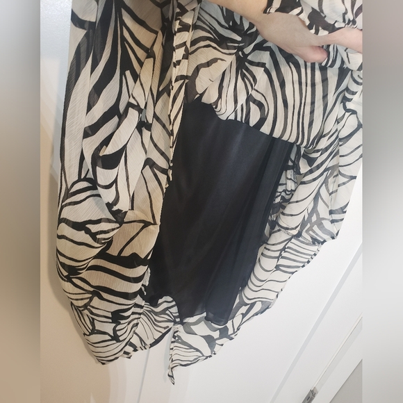 Giorgio Fiorlini Long Dress Sleeveless Draped Neck Black White Floral Size 16 - Picture 6 of 12